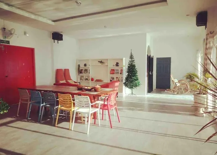 Scia Hills Exclusive 25pax Wifi Netflix Hbo Videoke Pool Villa